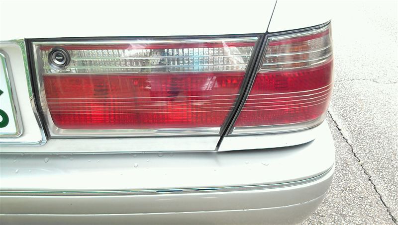 トヨタ(純正) 前期アスリートテール のパーツレビュー | クラウン