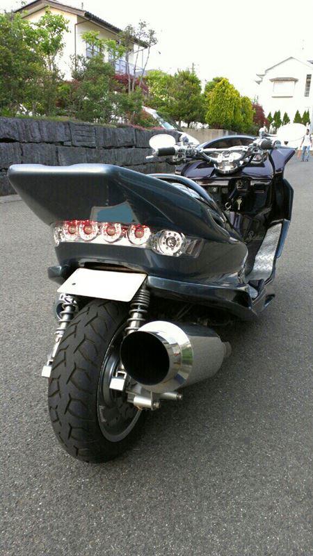 BELL 160パイ モンスターマフラー のパーツレビュー | マジェスティ250