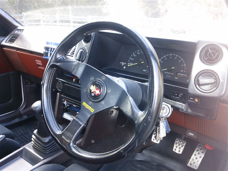 momo VELOCE RACING (ヴェローチェ レーシング) のパーツレビュー