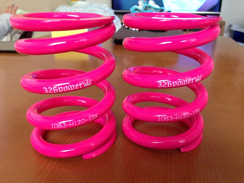 326POWER チャラバネ のパーツレビュー | プリウス(こにドン