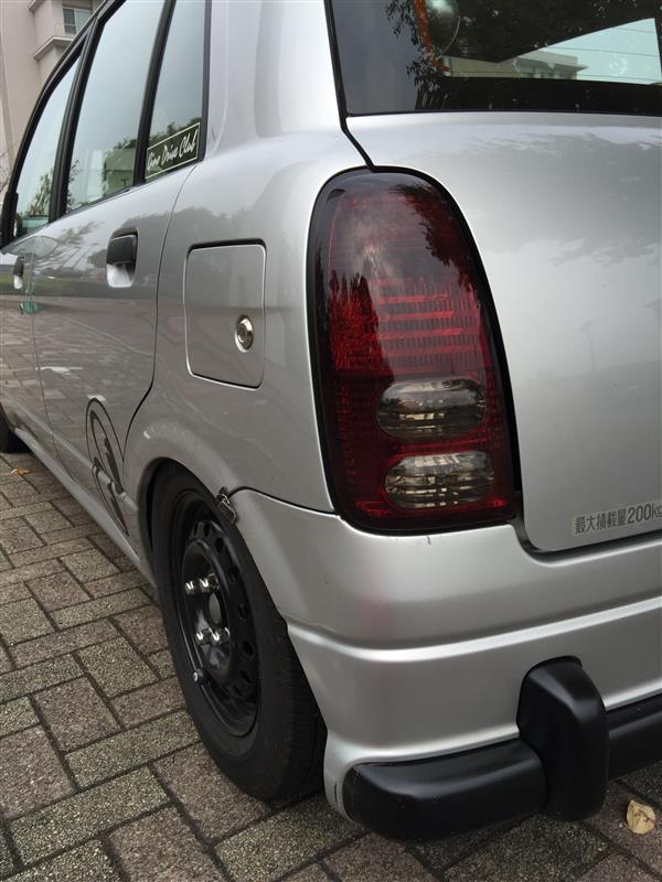 ダイハツ(純正) L700 後期テール スモーク塗装 のパーツレビュー