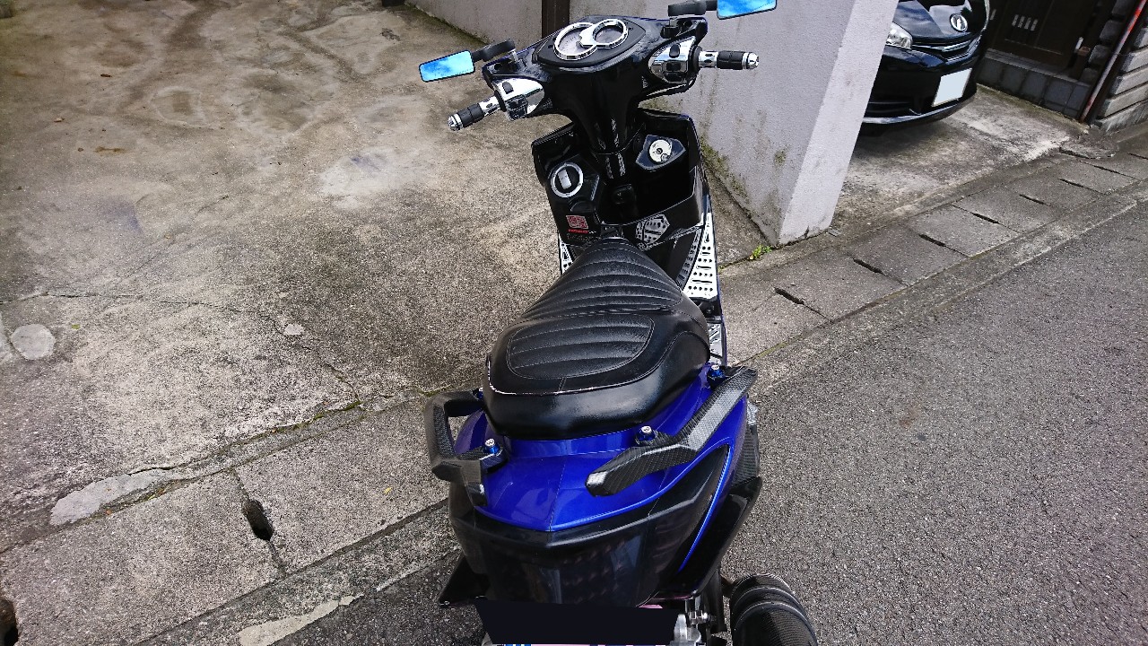 シグナスX4型 純正カーボンタンデムバー パーティアップ製 本日限定