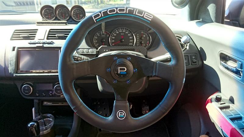 Prodrive スポーツステアリング レース レザーTYPE/PD257 のパーツ