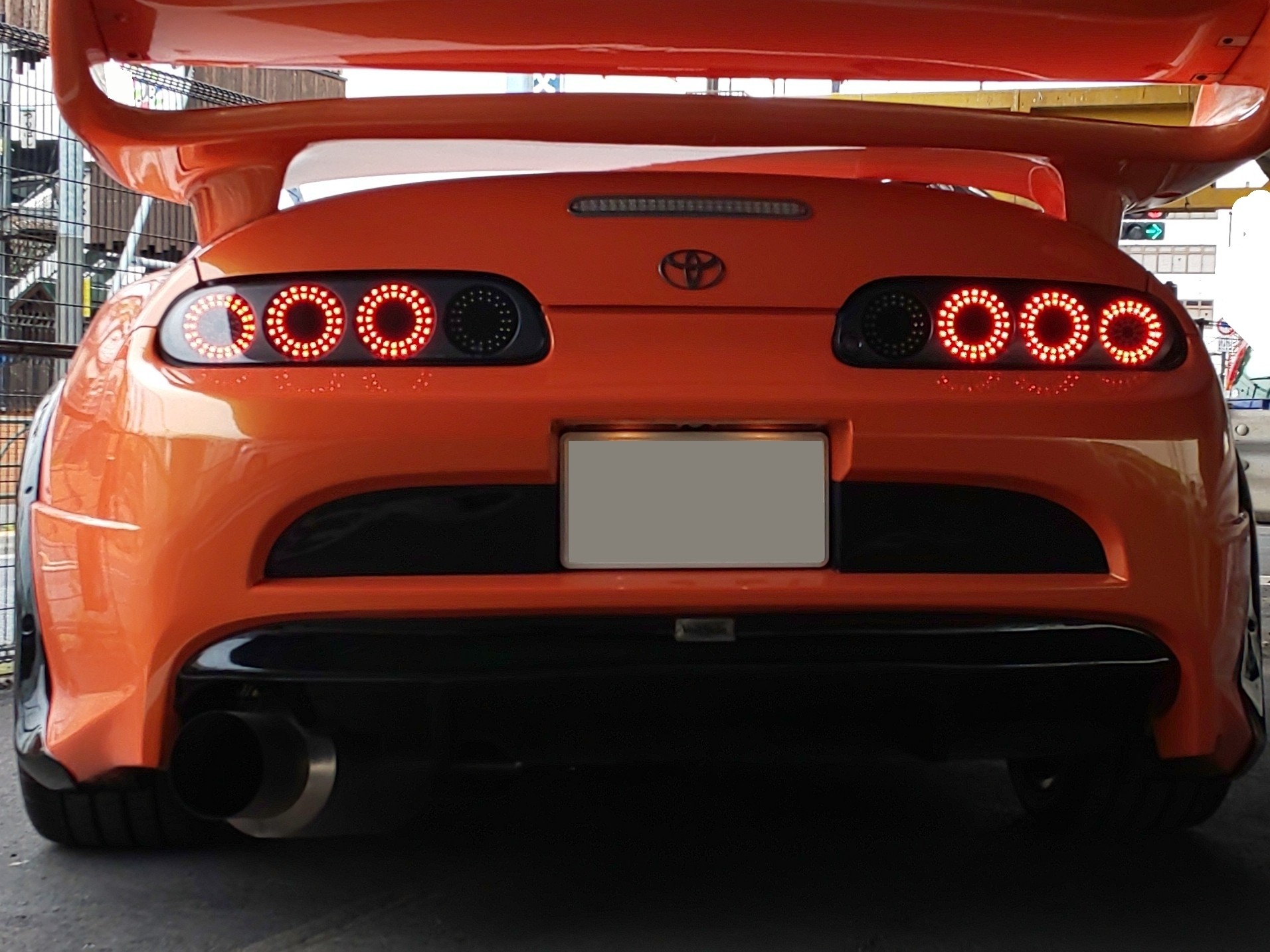 QestJapan JZA80スープラ後期純正加工フルLEDテールランプ・QJ-A804w