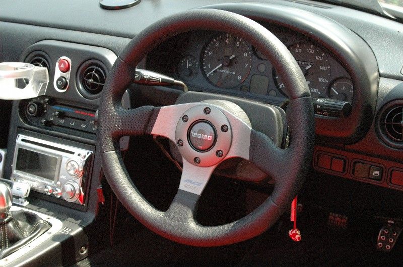 momo RACE (320mm) のパーツレビュー | ユーノスロードスター(cyada