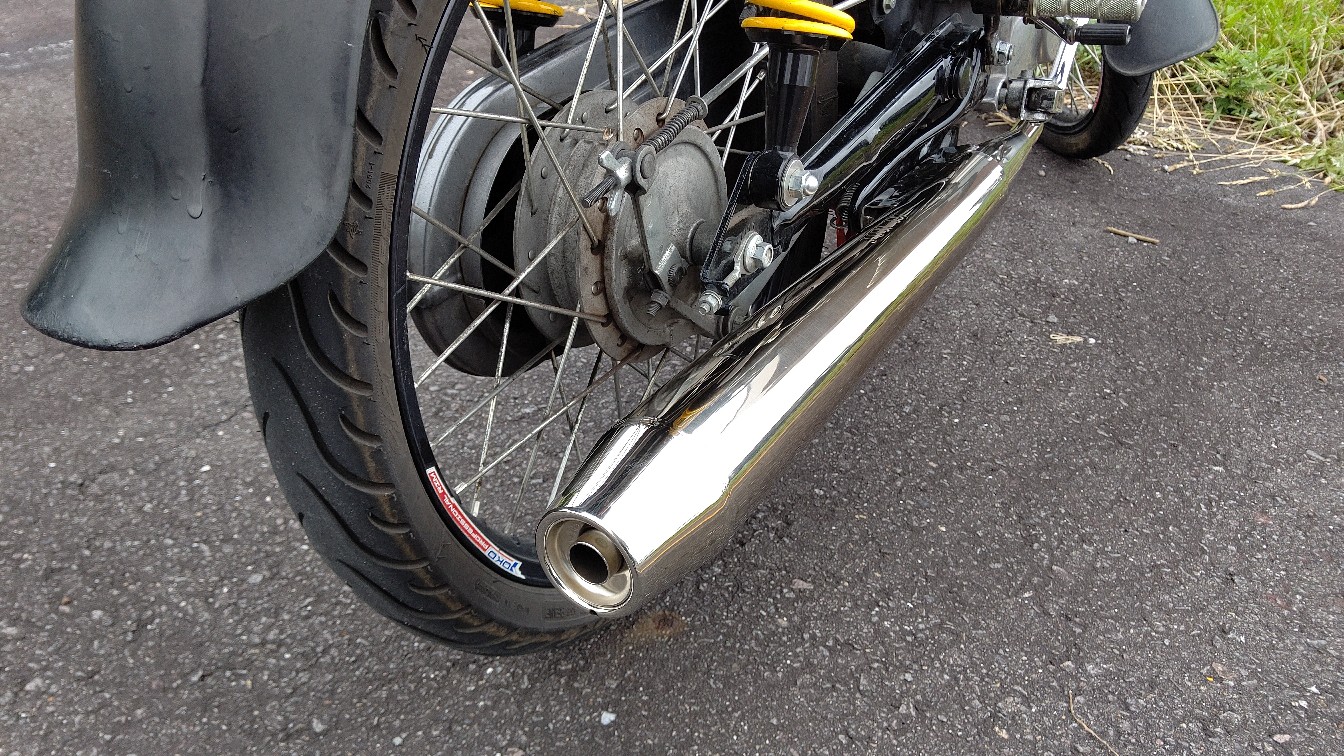 JUN International CD90ステンレスインナーメガホンマフラー のパーツ