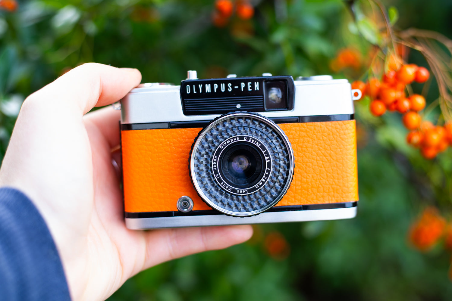 Featured Camera: Olympus Pen EE-2: best half-frame 35mm film