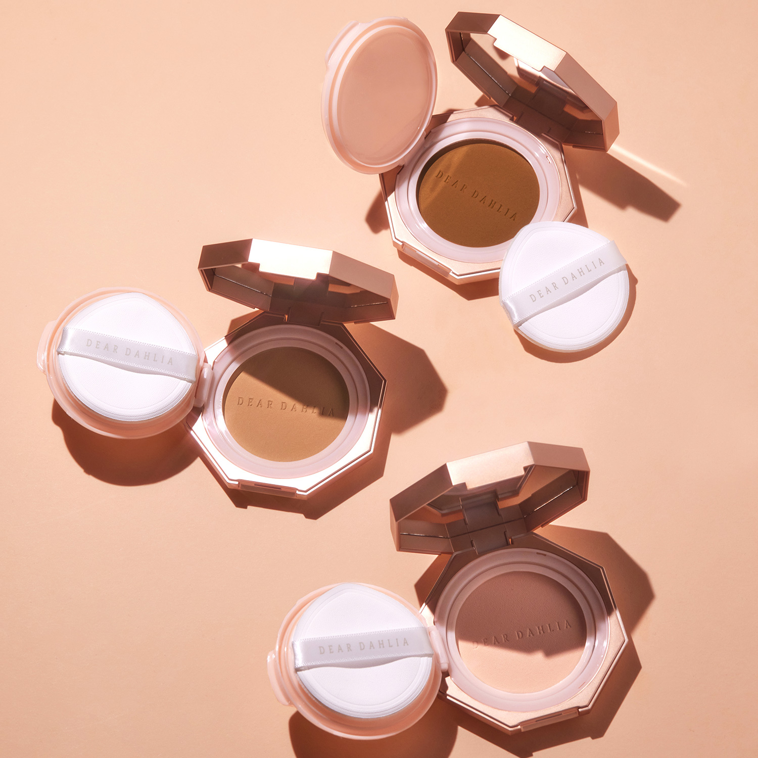 スキンパラダイスソフトベルベットセッティングパウダーコンパクト