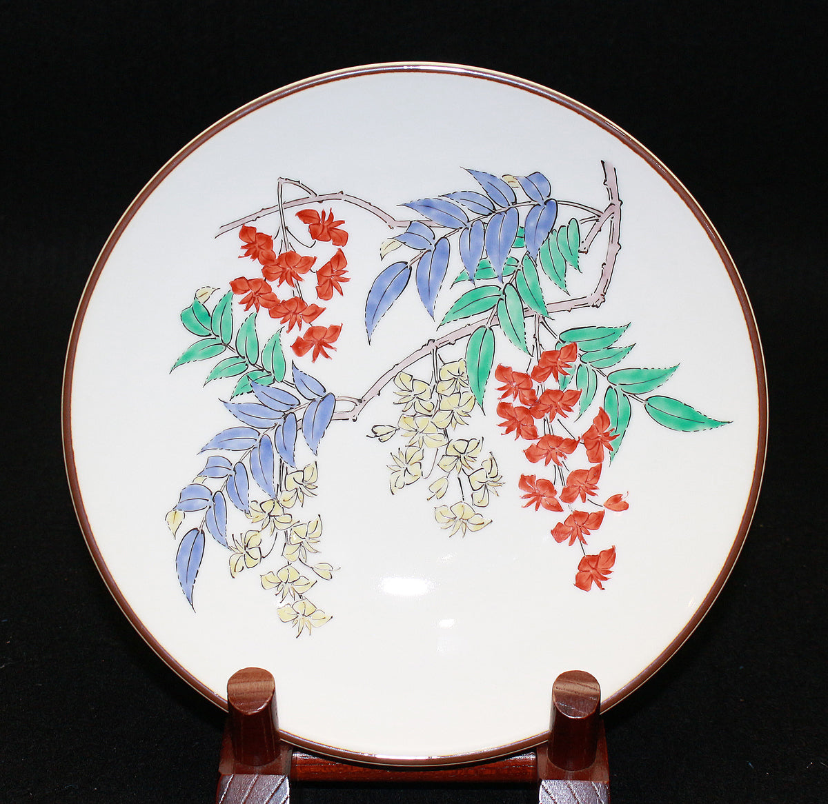 25796 人間国宝 14代酒井田柿右衛門 濁手藤花文皿 – アート飛田