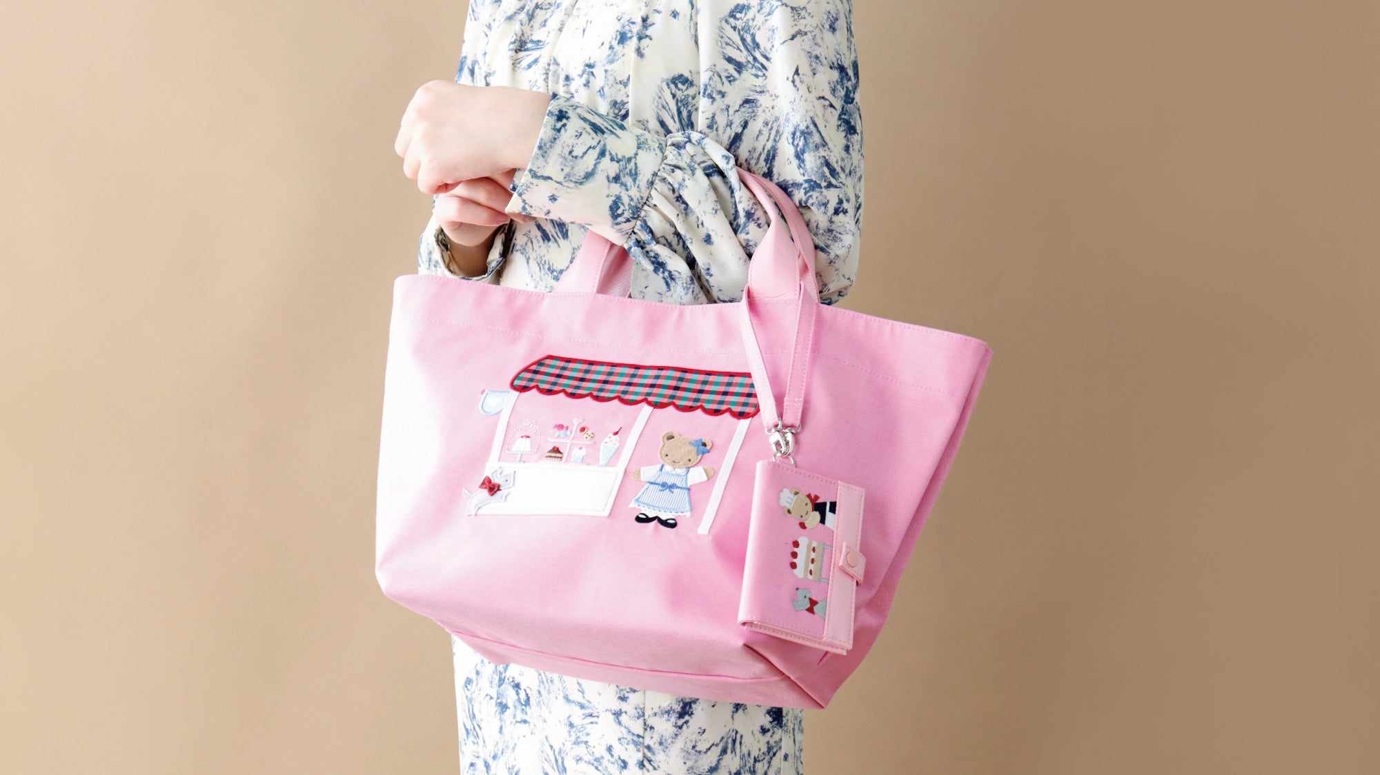 バッグ〈芦屋モンテメール店限定〉 | ファミリア公式サイト