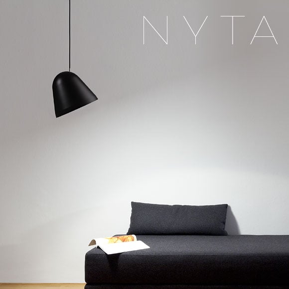 Tilt Globe 黒シェード/赤コード Φ200mm - YAMAGIWA OnlineStore