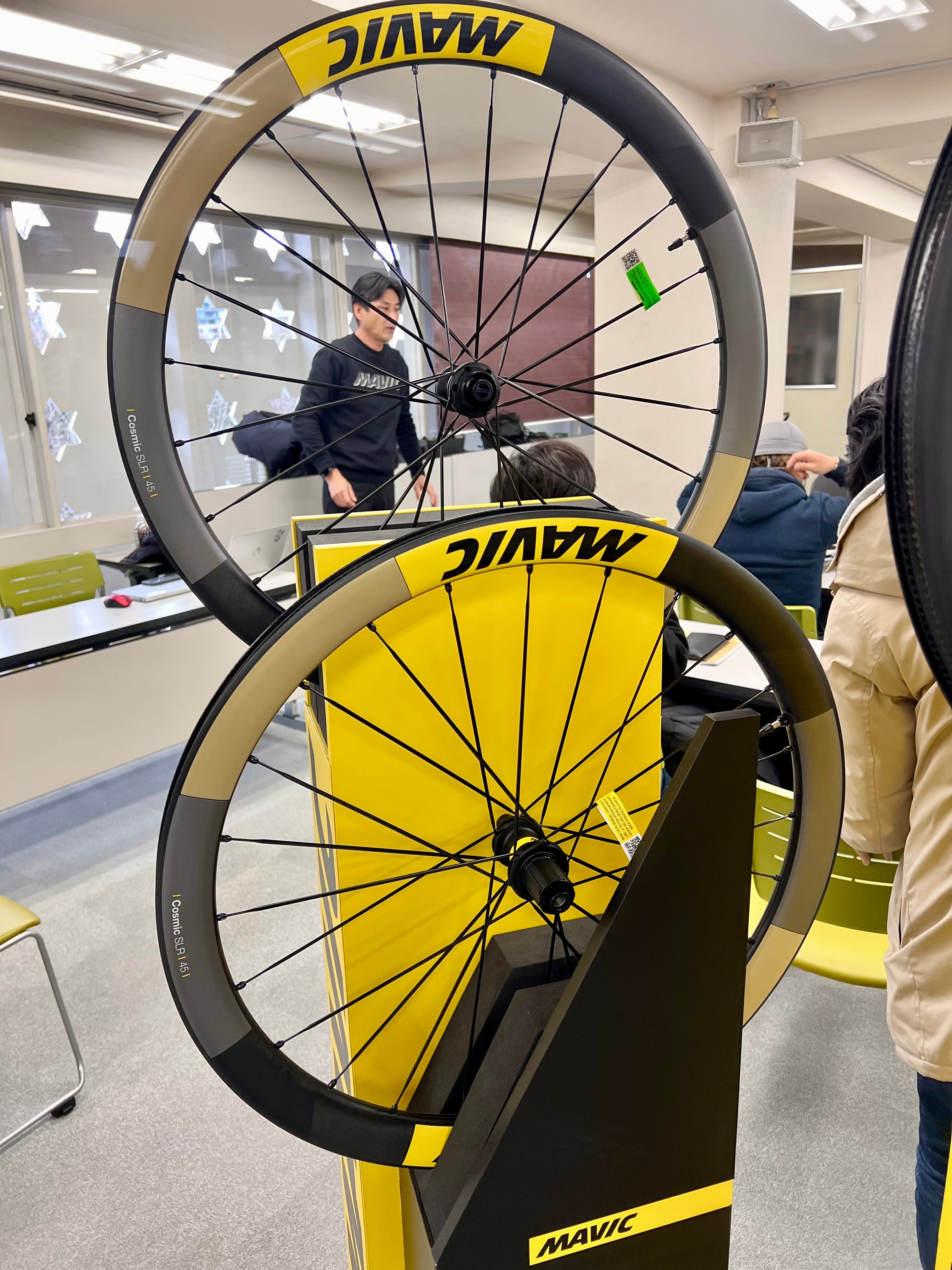 マヴィック の 新型ホイールセット「Cosmic SLR 45 Disc SSC SMU 23mm