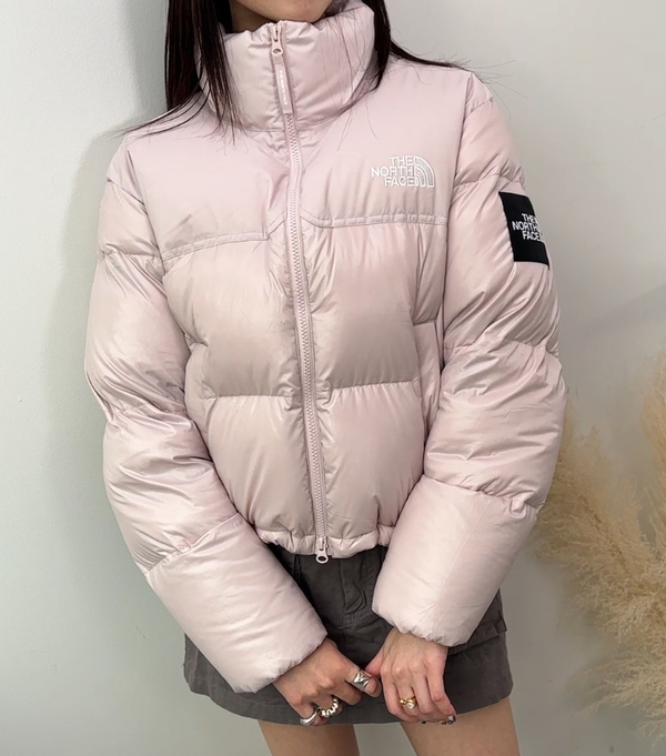 韓国ノースフェイス「ホワイトレーベル」とは?ダウンやバッグ・人気