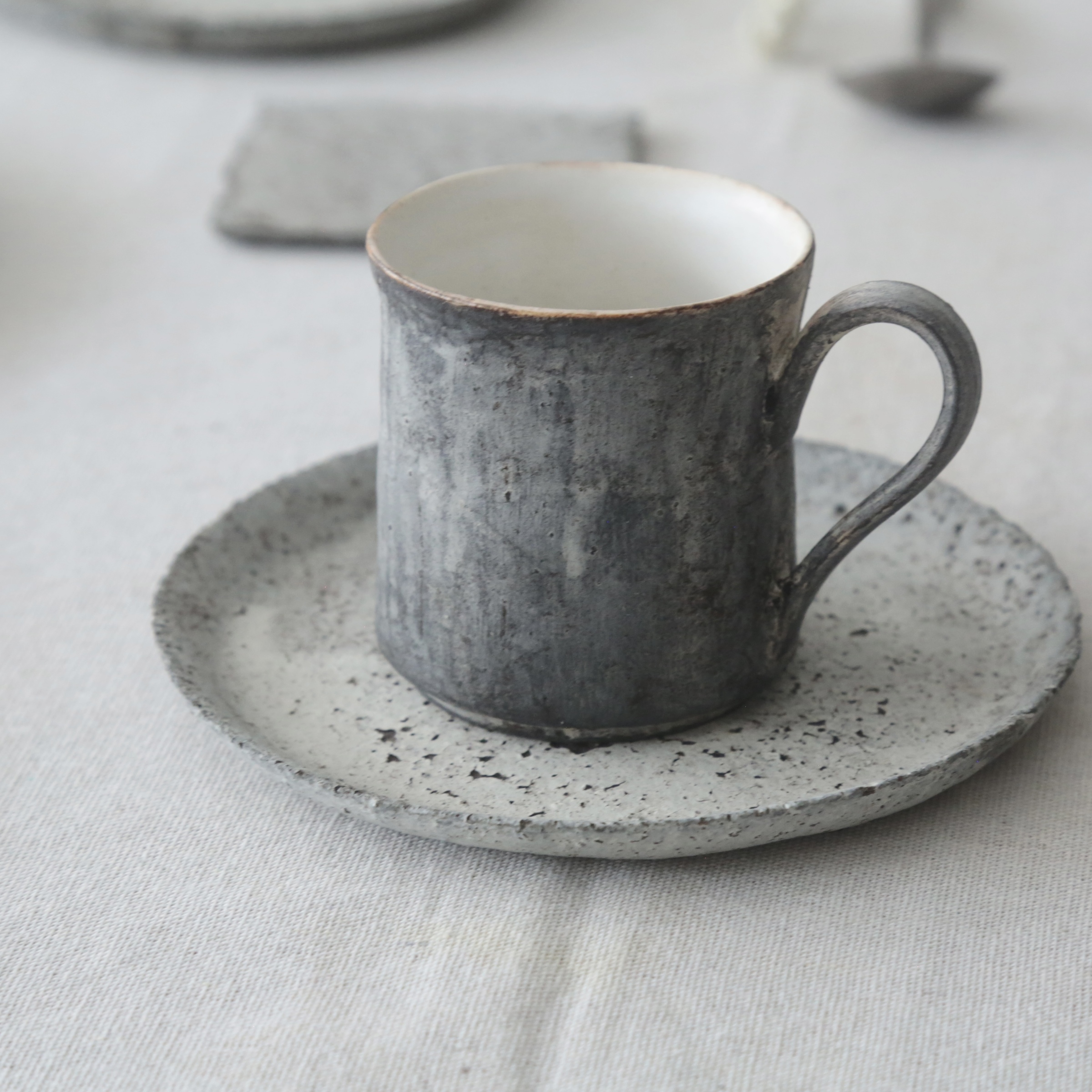 栁川晶子Akiko Yanagawa – Monoina