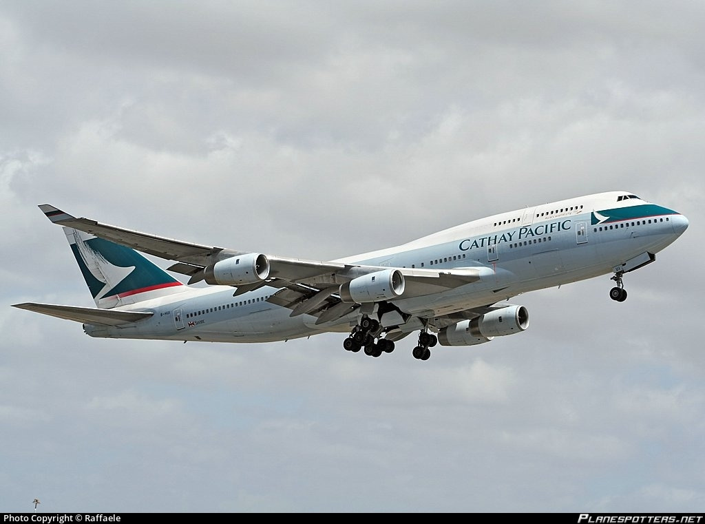B-HUI Cathay Pacific Boeing 747-467 Photo by Raffaele | ID 028090