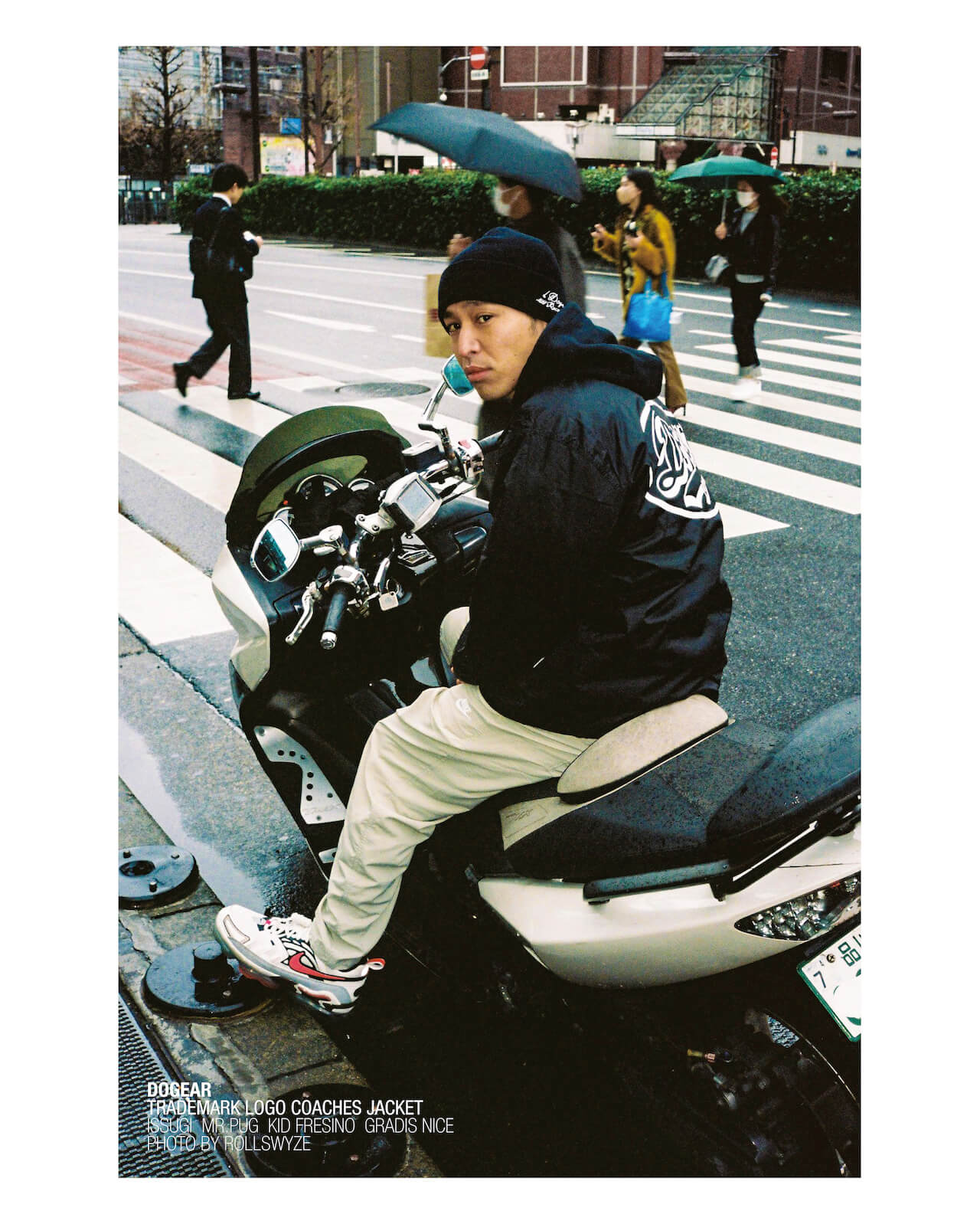 Dogear Records〉からコーチジャケットが発売｜LOOKにはISSUGI、KID