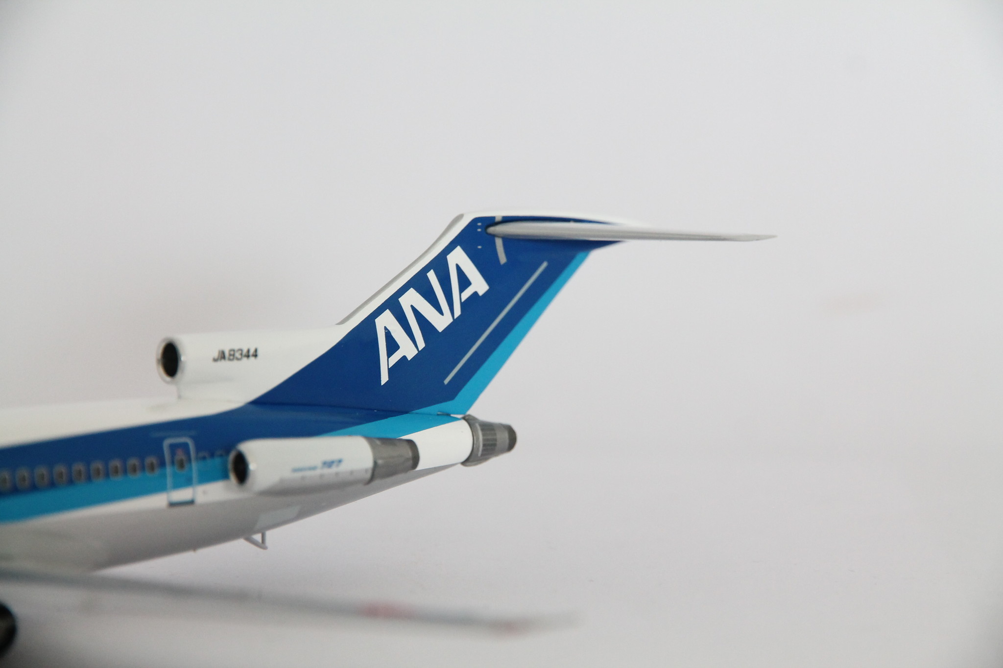1:200 ANA All Nippon Airways B727-200 JA8344 JC Wings EW2722001