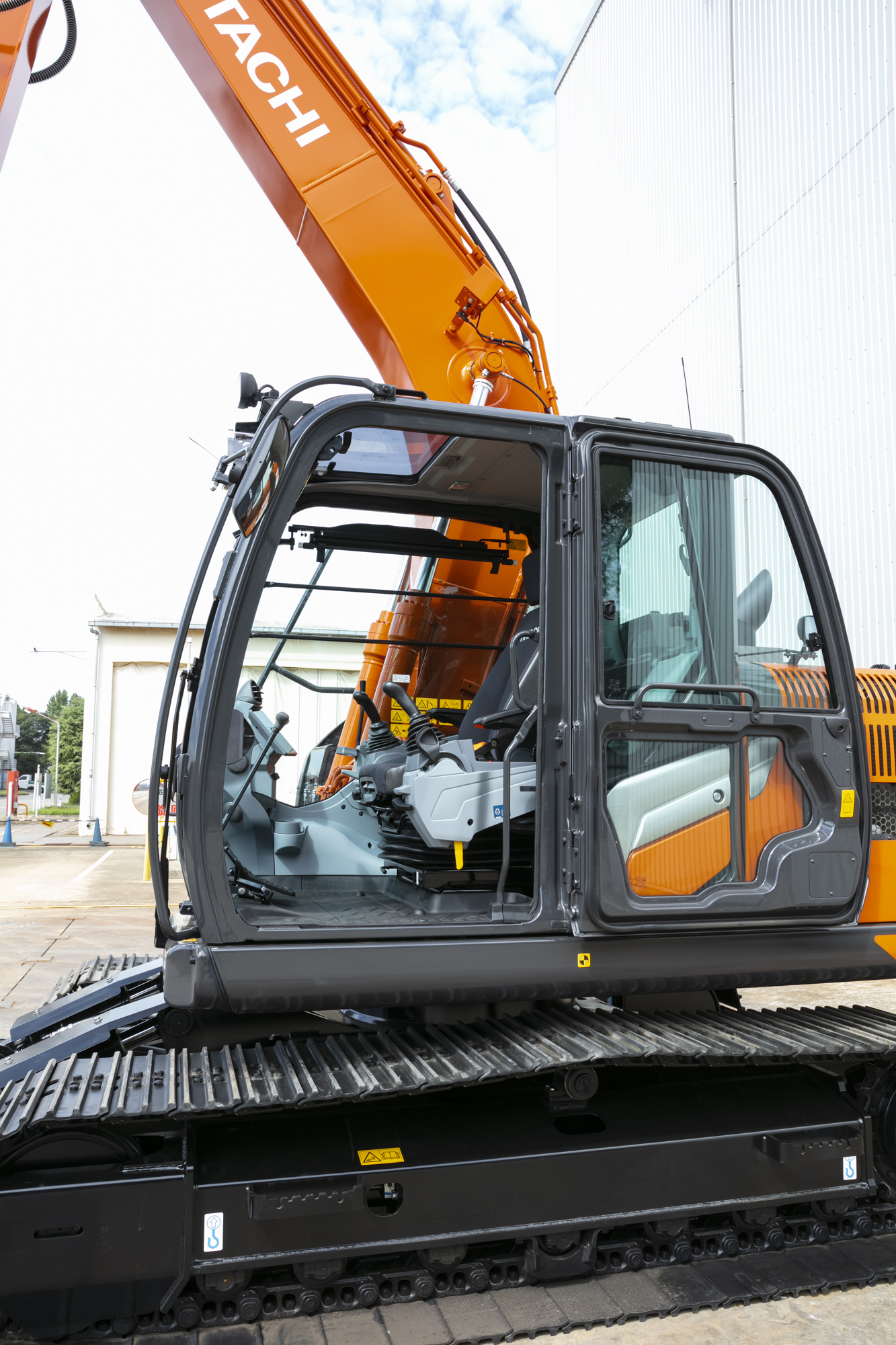 Buy Hitachi Excavator ZX130-7H Across Canada - Wajax - Hitachi