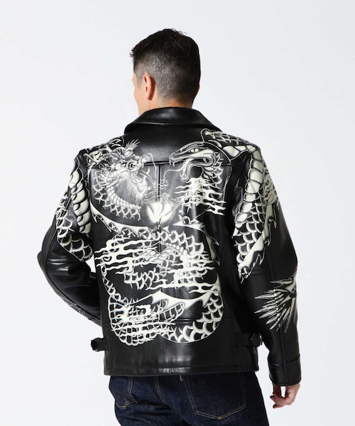 AVIREX（アヴィレックス）の「《直営店限定》 DRAGON&SNAKE TRACKER