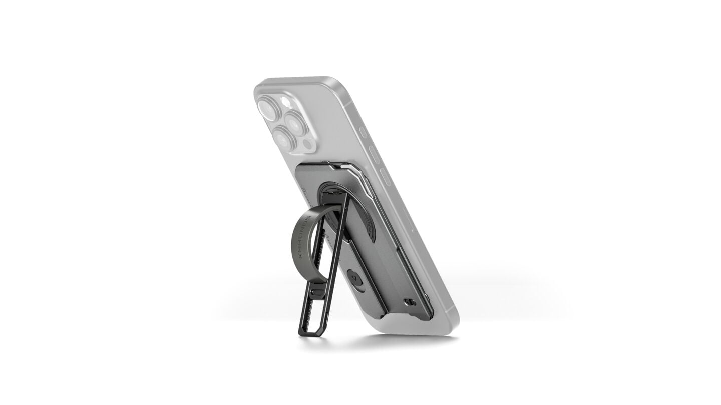 スマホアクセサリー UrbanSophisticationHelloKitty 16pro スマホ