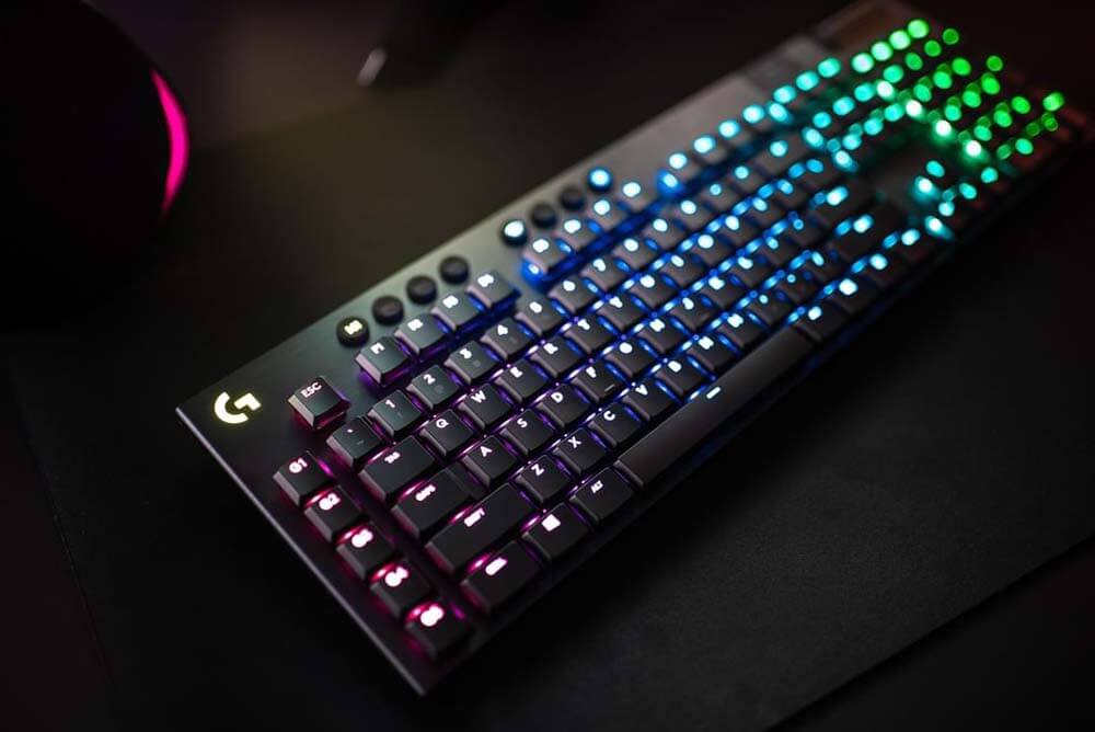 Logicool ロジクール G813-TC LIGHTSYNC RGB Mechanical Gaming