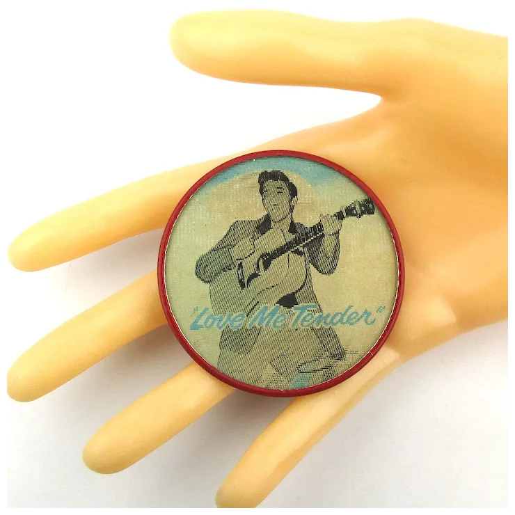 Original 1956 Elvis Presley Vari-Vue Flicker Flasher Pin Love Me