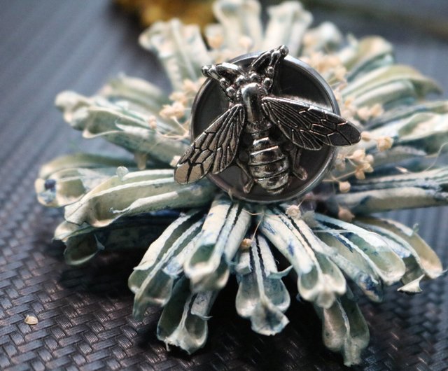 シルバーミツバチレトロブローチ紳士ブローチメタル edison | ブローチ