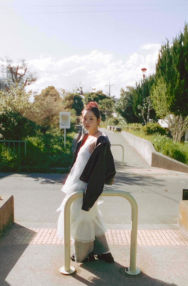 山本珠羽(UNFAIR RULE) 弾き語りEP『20』2025年6月25日発売 - TOWER