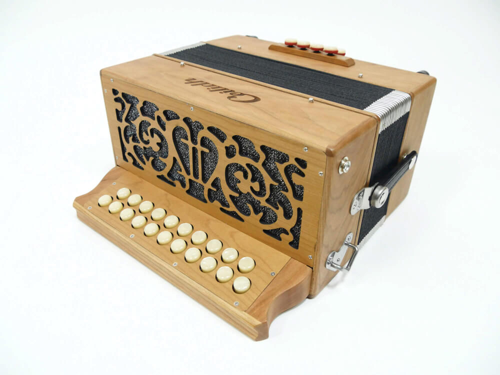 ケルトの笛屋さん | 商品詳細 | ボタン式アコーディオン C#/D Ceilidh