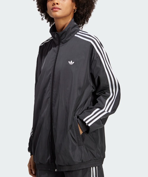 adidas（アディダス）の「オーバーサイズ トラックジャケット