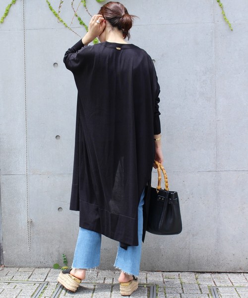 Deuxieme Classe（ドゥーズィエムクラス）の「Shake code Vネック