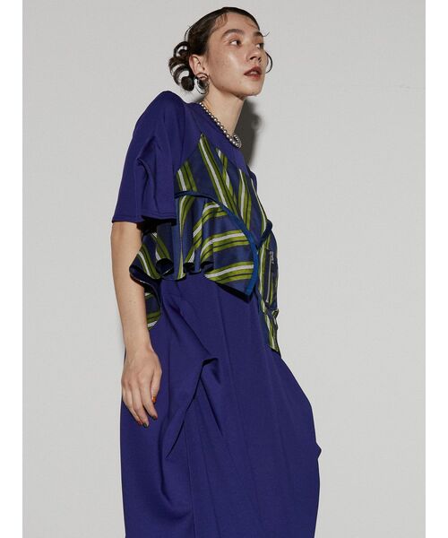 UN3D.（アンスリード）の「マルチストライプキャミソール