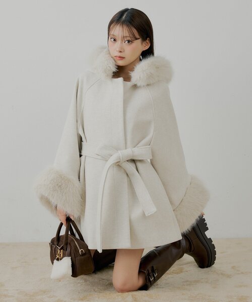 セール】【4色展開】ファー襟ケープコート（ポンチョ）｜Chico（チコ