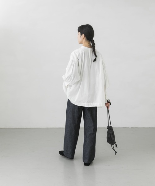 かぐれ（カグレ）の「コットンスモッキングブラウス（シャツ/ブラウス