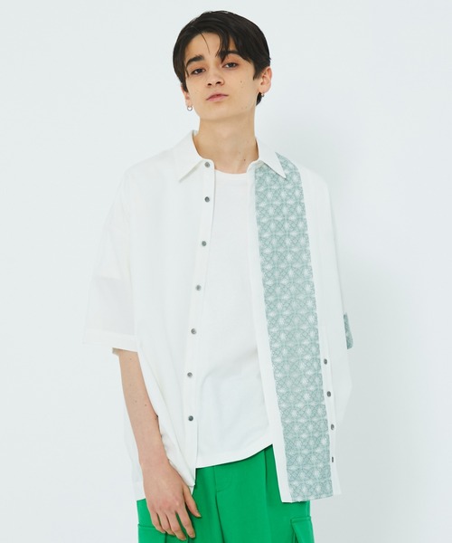 UNITED TOKYO（ユナイテッドトウキョウ）の「アシメスリットレース