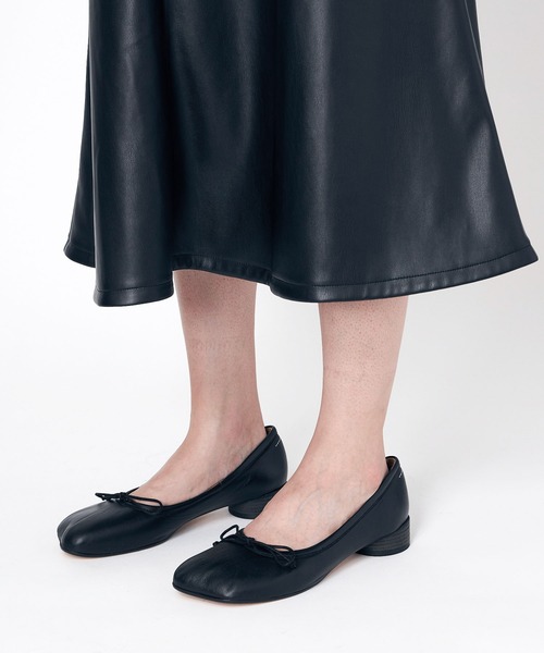 MM6 Maison Margiela（ｴﾑｴﾑｼｯｸｽ ﾒｿﾞﾝ ﾏﾙｼﾞｪﾗ）の「MM6 BALLET SHOE