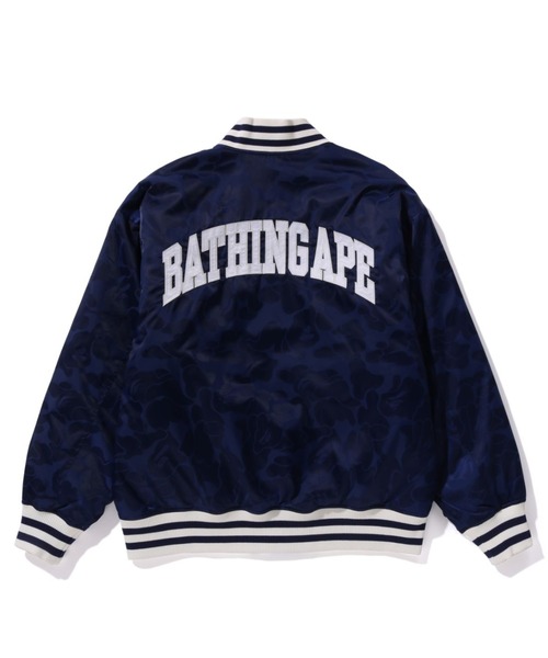 A BATHING APE（アベイシングエイプ）の「TONAL SOLID CAMO PADDED