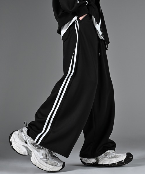 セール】line track wide slacks / ライントラックワイドスラックス