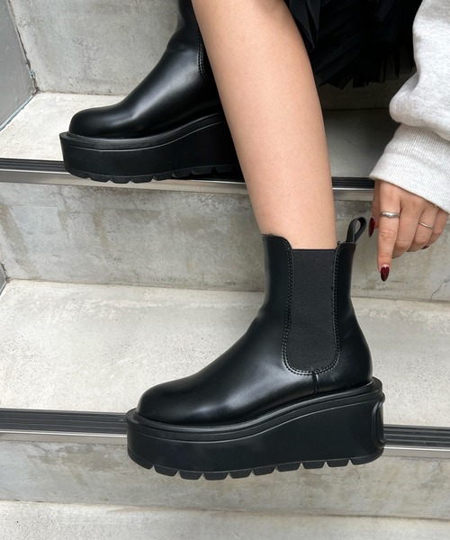 セール】驚異の0.8kg軽量＆走れる！サイドゴア厚底プラットフォーム