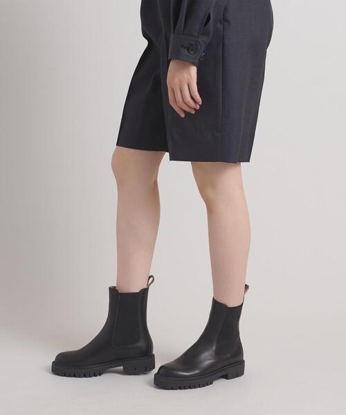 ODETTE E ODILE（オデットエオディール）の「チェルシー ショート