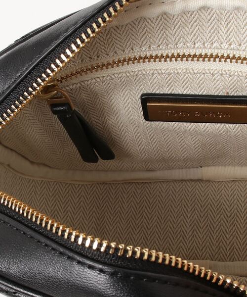 TORY BURCH（トリーバーチ）の「TORY BURCH Kira Chevron CAMERA BAG