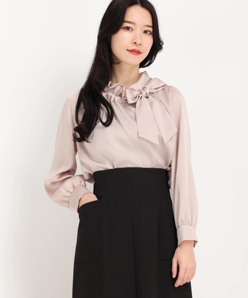 セレモニー・オフィスシーンにおすすめなアイテム ギャザーフリル