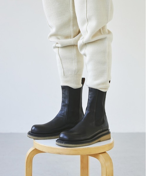 TODAYFUL（トゥデイフル）の「レザーミドルブーツ（ブーツ）」 - WEAR