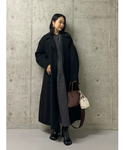 Mila Owen（ミラオーウェン）の「スタンドカラーティアードワンピース