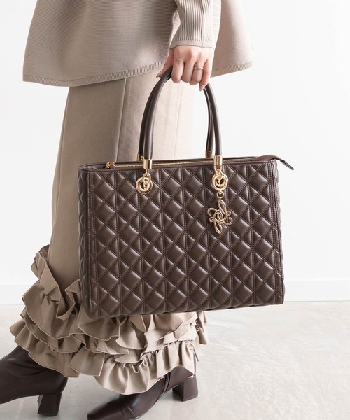 RANDA（ランダ）の「【A4対応】2WAYキルティングラージバッグ（トート