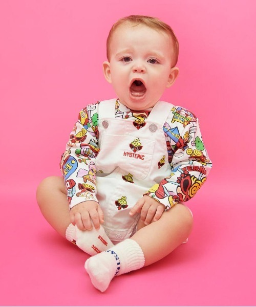 HYSTERIC MINI（ヒステリックミニ）の「MINI FACE＆LOGO総柄刺繍