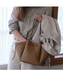 FOLNUA｜フォルニュアのショルダーバッグ通販 - ZOZOTOWN