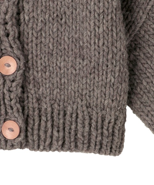 ETRE TOKYO（エトレトウキョウ）の「スタンドネックハンドニット