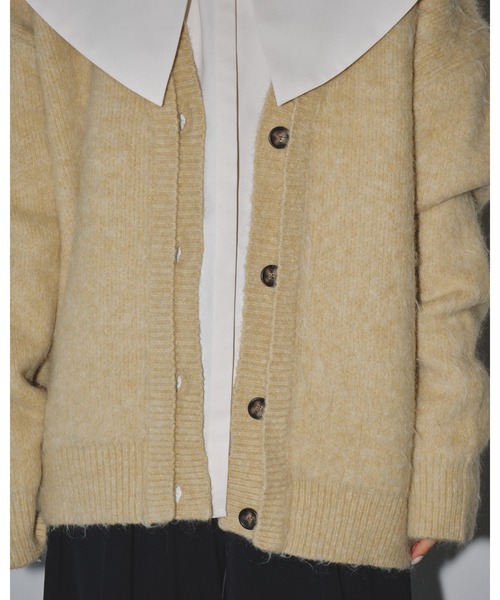 TODAYFUL（トゥデイフル）の「ブラッシュドVネックカーディガン