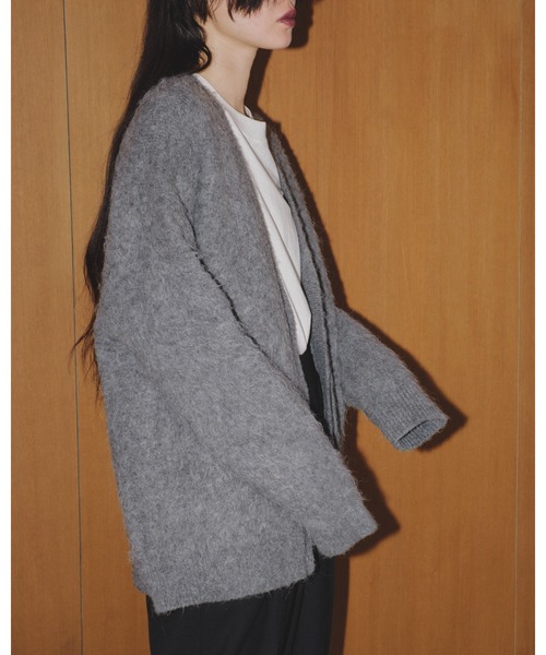 TODAYFUL（トゥデイフル）の「ブラッシュドVネックカーディガン